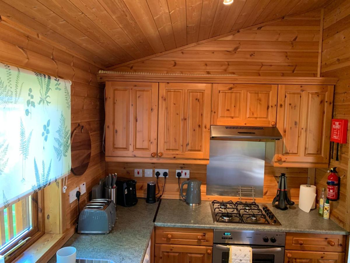 Immaculate 3-Bed Lodge In Hawick Exterior foto
